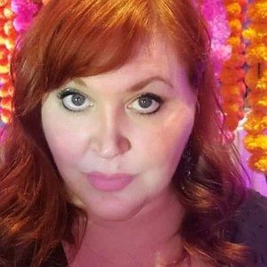 Meet your Posher, Tonia